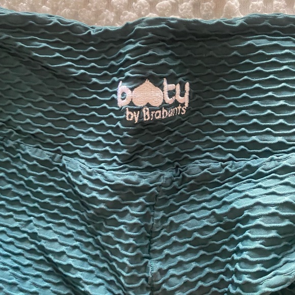 LIKE NEW! Booty by Brabants croco skin leggings - Picture 3 of 4